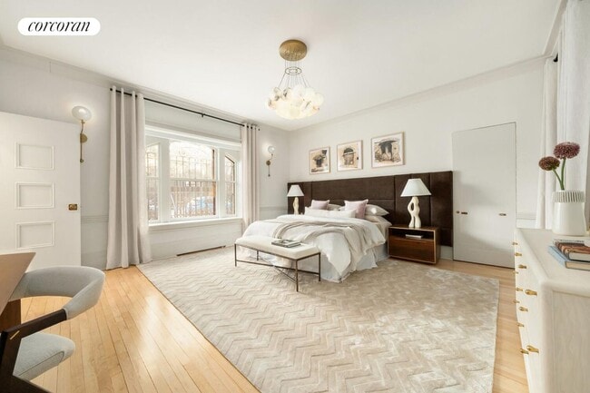 Photo - 337 Riverside Dr