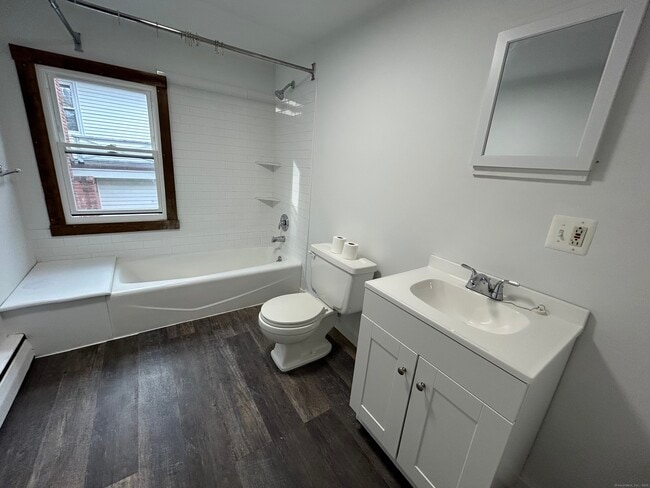 Photo - 22 Mountainville Rd Unit Apt #2nd Floor