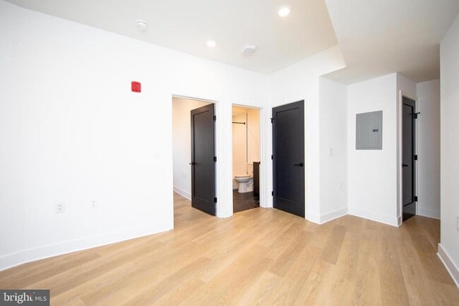 Photo - 633 N 5th St Unit 201