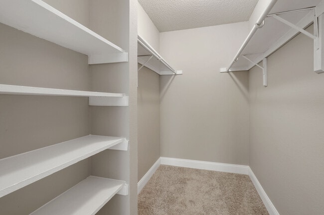Vantage Point Apartments