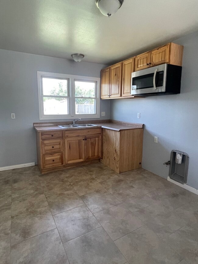 Photo - 2205 S Nelson St