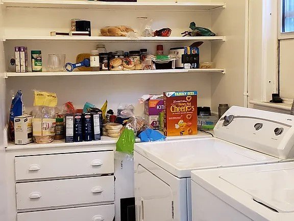 Building Photo - 11 Chester St