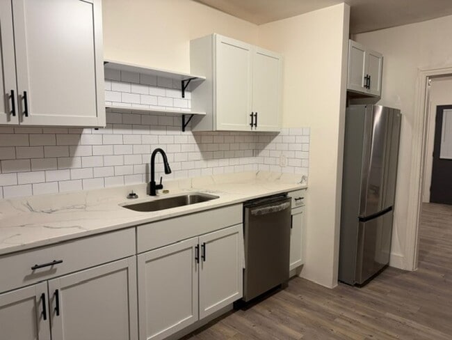 Photo - Beautifully Renovated Townhouse in York City