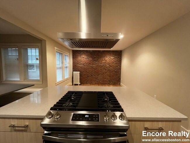 Building Photo - 6 Story St Unit #13-7 Rental