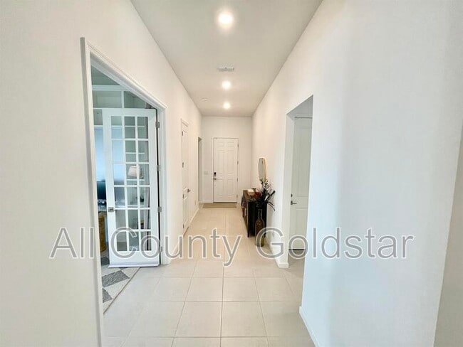 Photo - 29248 Coral Harbour Dr