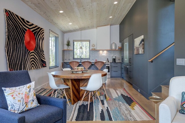 Photo - 15 Lakewood Dr Unit ID1255639P