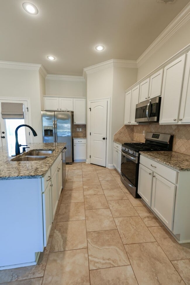 Photo - Beautiful 3 bedroom/2 bathroom in Willow Heights