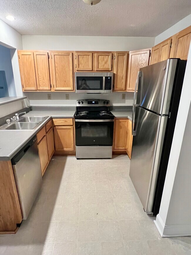 Photo - 1618 1st Ave