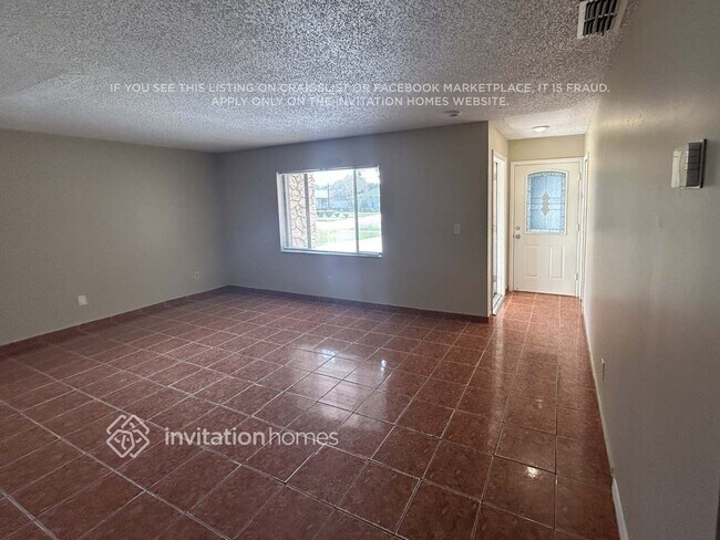 Photo - 814 Centerwood Ct