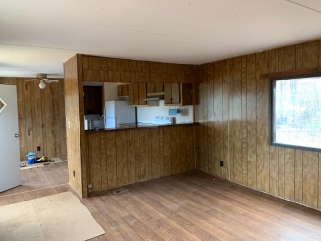 Photo - 299 Canal Trce