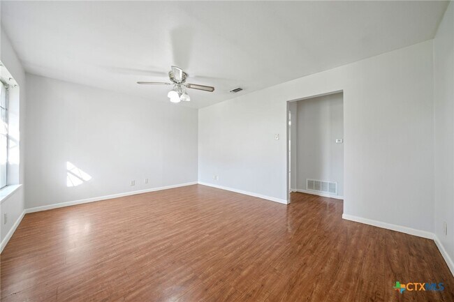130 Algarita Rd