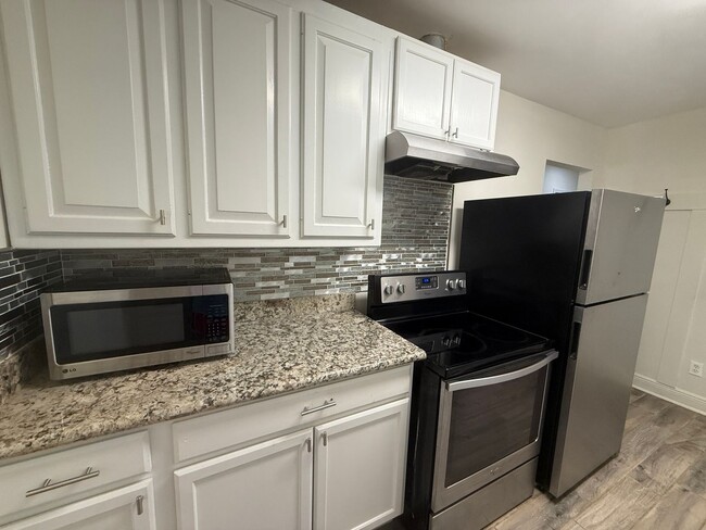 Photo - Updated Cottage Home in the Southdowns are...