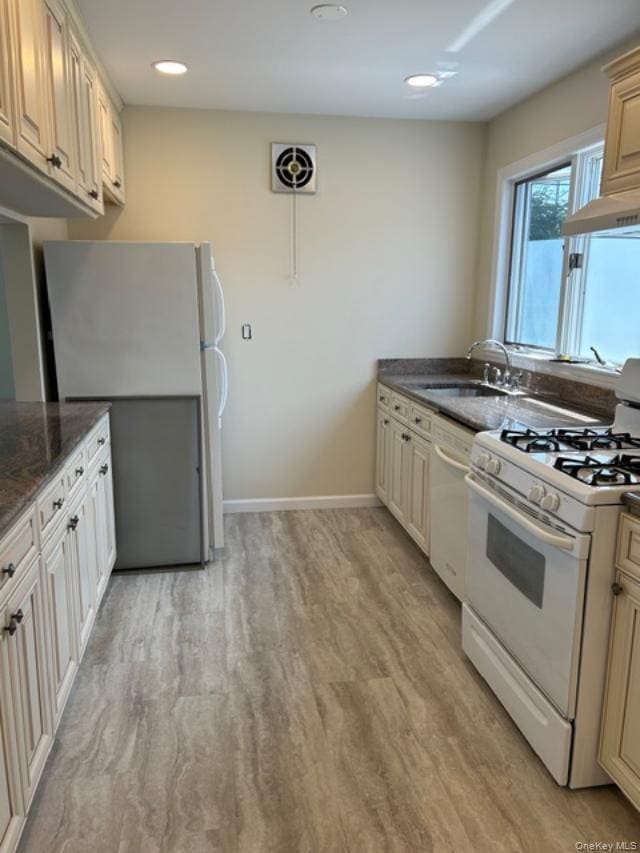 Photo - 66 Chicago Ave