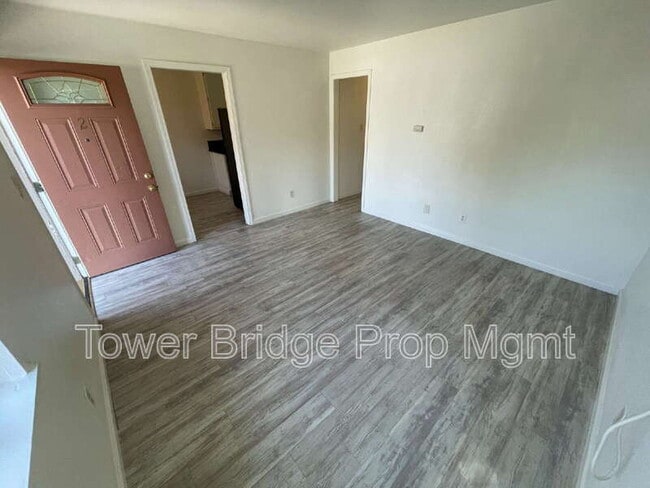 Photo - 2701 San Fernando Way Unit Apt 2