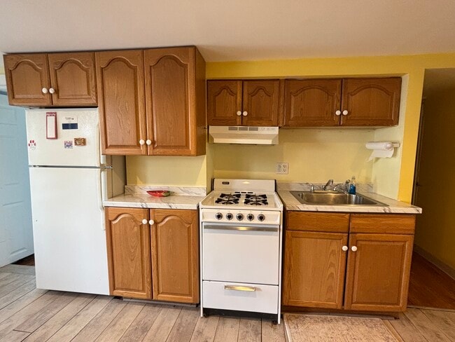 Photo - 8B Springfield Ct Unit 8 B