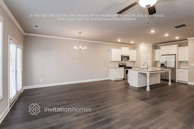 Photo - 861 Alder Grv Trce