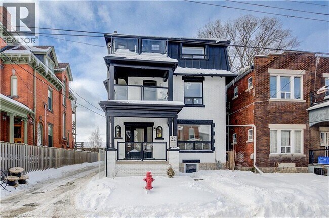 Photo - 22 Grant Ave