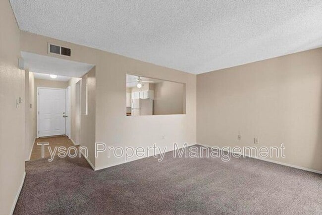 Photo - 1825 Mary Ellen St NE