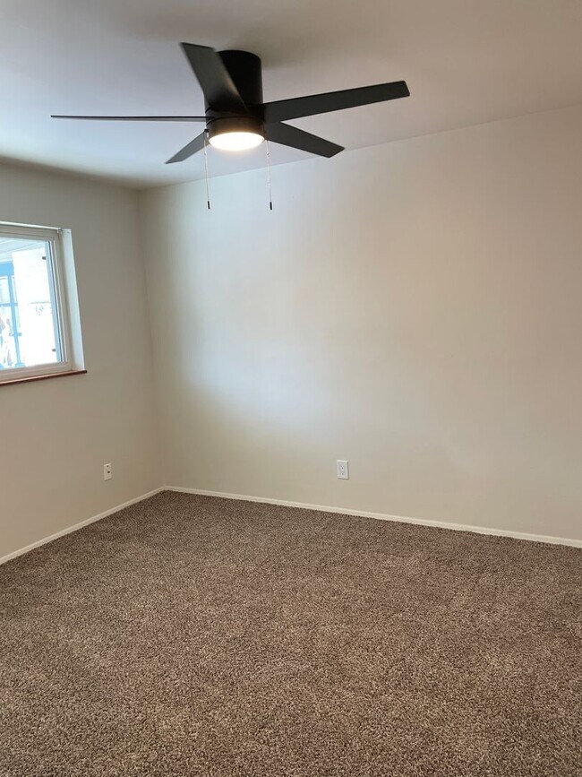 465 N Clarkson St Unit 465