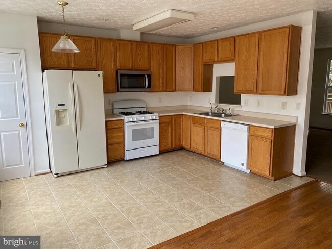 Photo - 1726 Sea Pine Cir