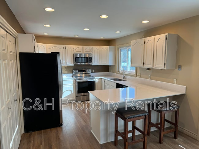 2080 Glasser Pl