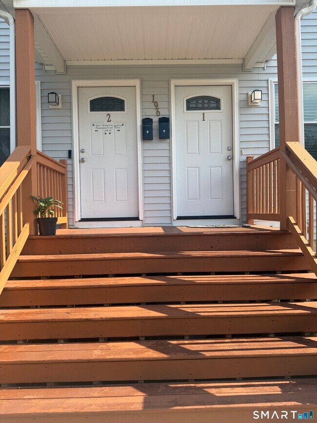 196 Ohio Ave