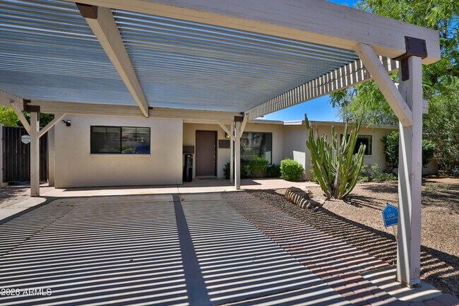Photo - 4243 E Campbell Ave