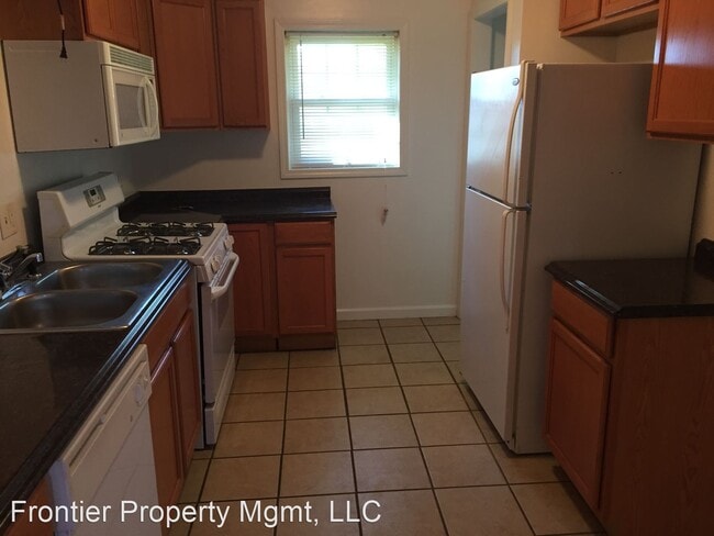 Photo - 2 br, 1 bath House - 1208 Longridge Drive