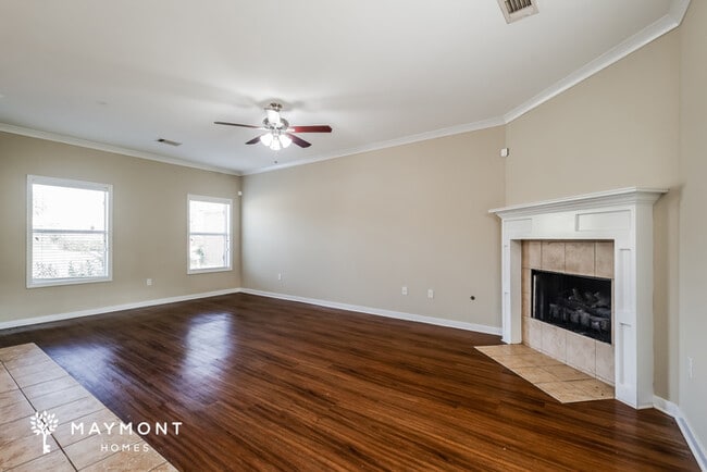 Photo - 535 Kate Lofton Dr