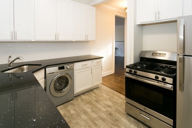 Photo - 1122 Maple Ave Unidad J07P