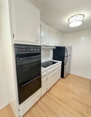 Photo - 1235 Brockton Ave