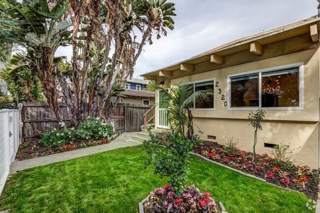 Building Photo - Ocean Avenue Duplex Unit 2322 Rental