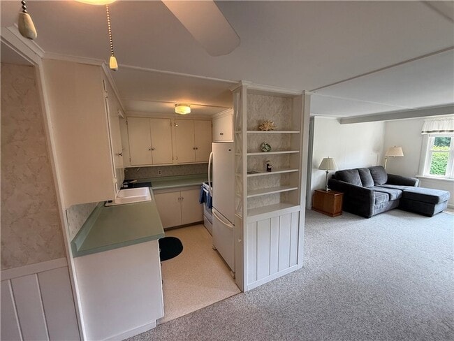 Photo - 115 Winnapaug Rd