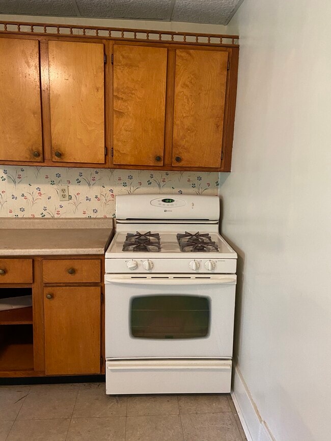 Photo - 207 Emerson St