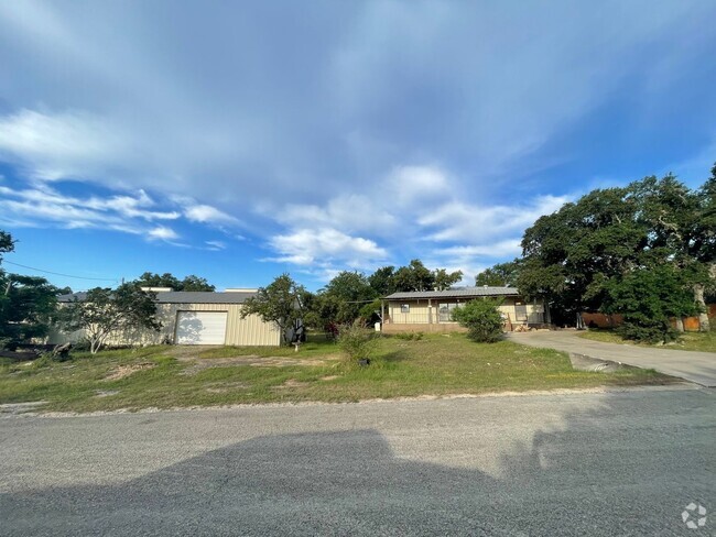 Building Photo - NEW ON MARKET Rental