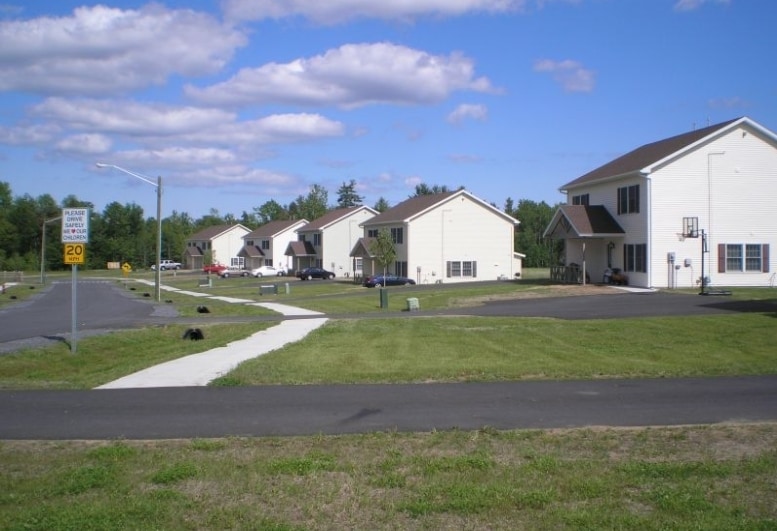 White Pine Commons - White Pine Commons Apartments