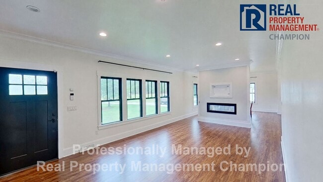 Building Photo - 213 Saps Rd