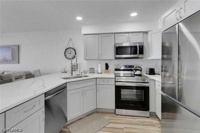 25850 Hickory Blvd Unit 102