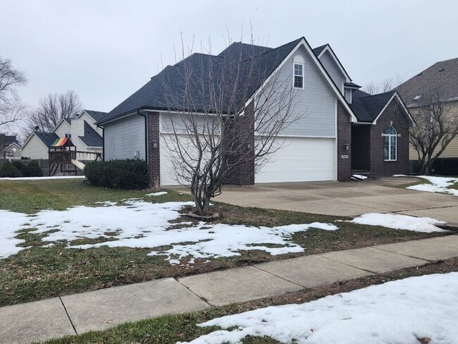 Photo - 13500 Sheridan Ave