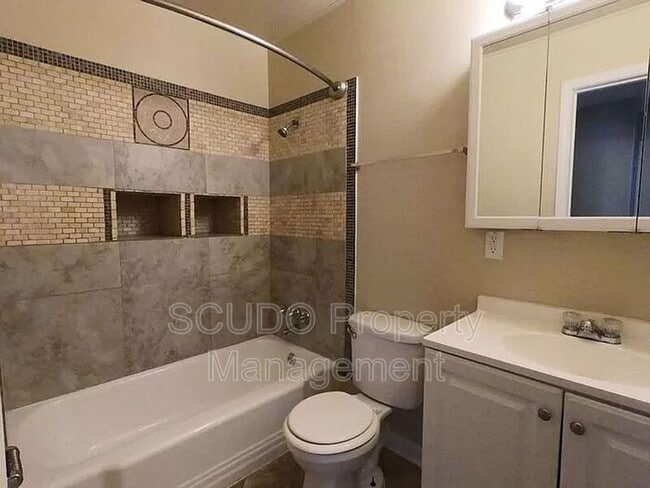 Photo - 116 SW Noel St