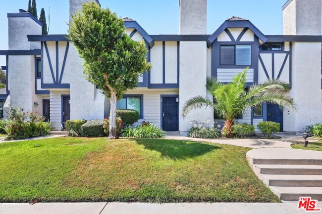 Building Photo - 19221 Sherman Way