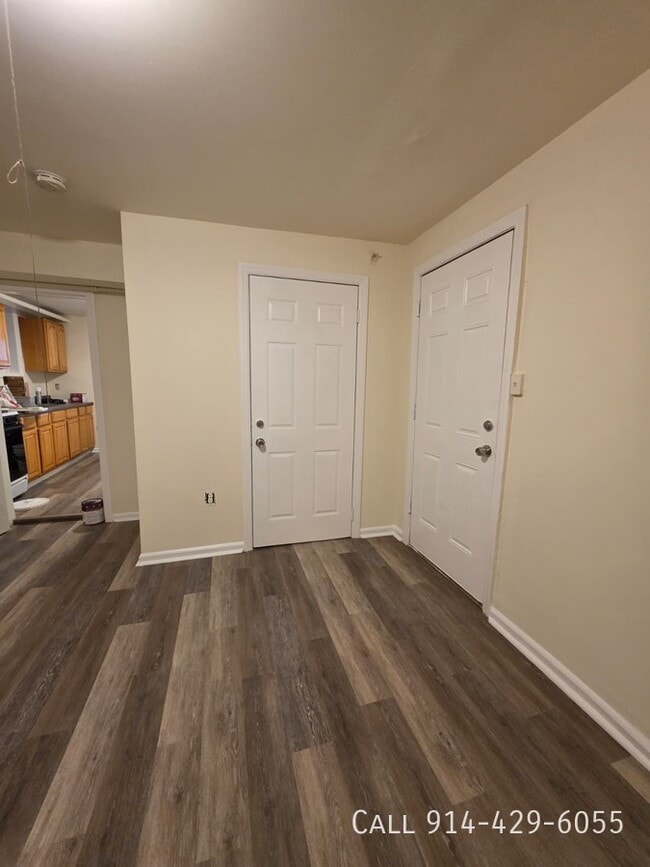 Building Photo - 20 Garfield St