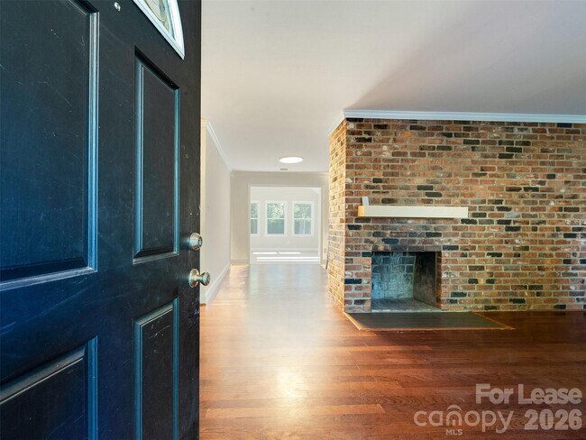 Photo - 709 Cooper Dr