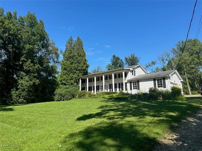 Building Photo - 13993 Sweetbriar Ln