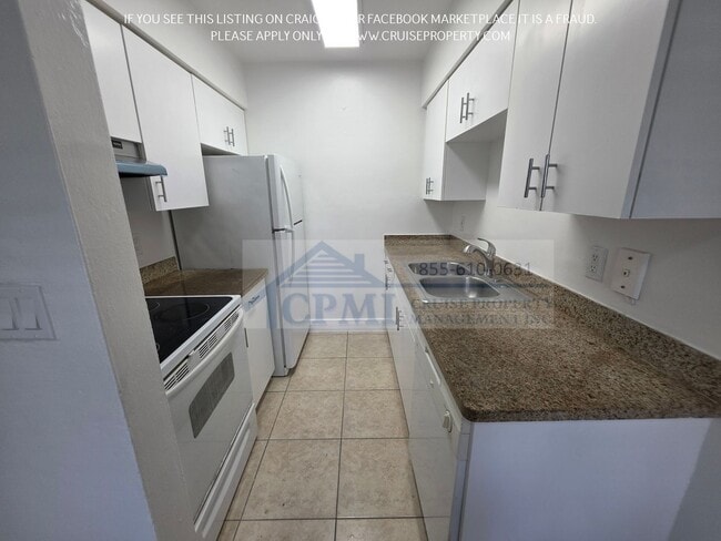 Photo - 75 SW 10th St