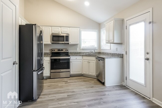 Photo - 30 Crestbrook Dr