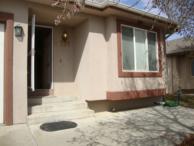 Photo - Great 4 bed Duplex