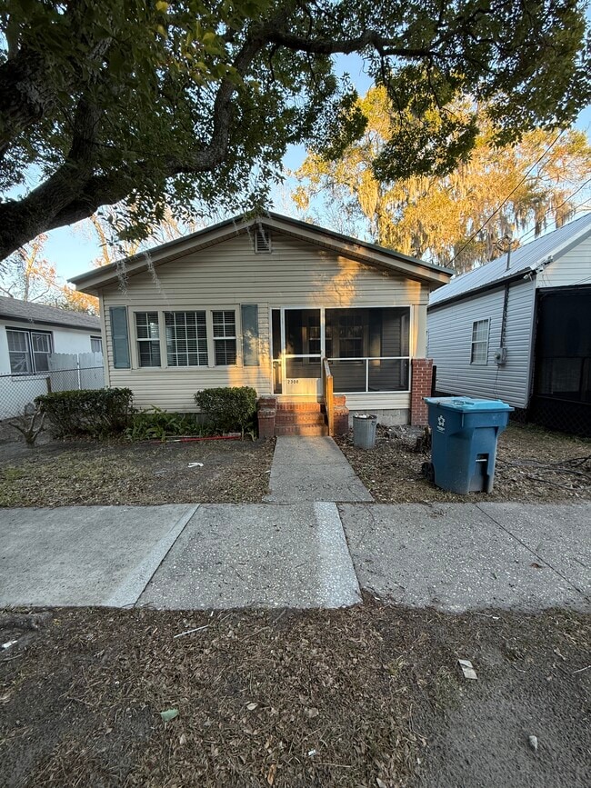 Building Photo - 2308 Albany St