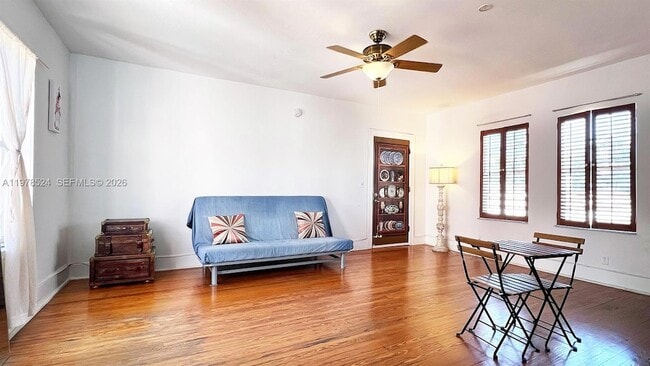 Photo - 756 Meridian Ave Unit 10