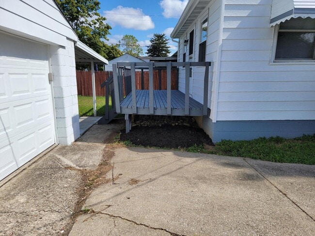 Photo - 1358 Pauline Ave